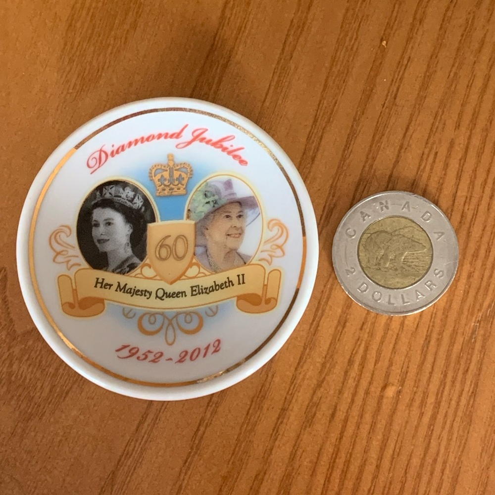 Mini assiette jubilee diamant de la reine Elizabeth ll